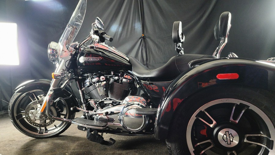 2018 HARLEY-DAVIDSON FLRT - F859827