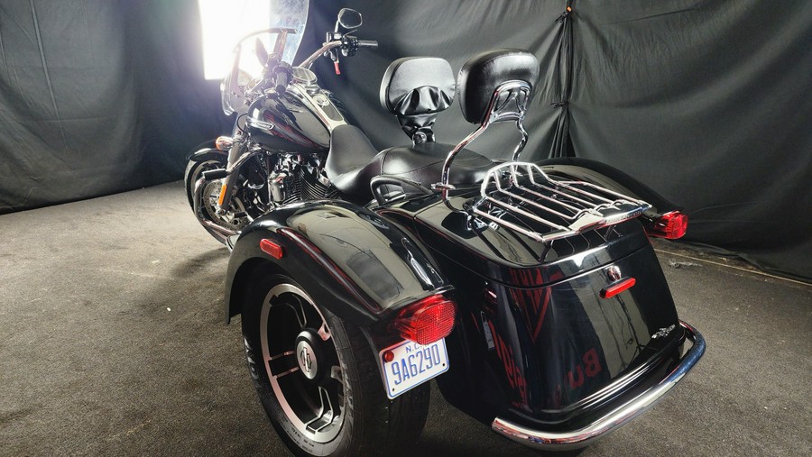 2018 HARLEY-DAVIDSON FLRT - F859827