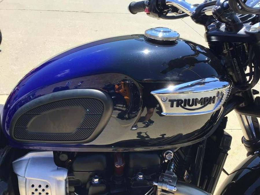 2024 Triumph Bonneville T100 Stealth Edition