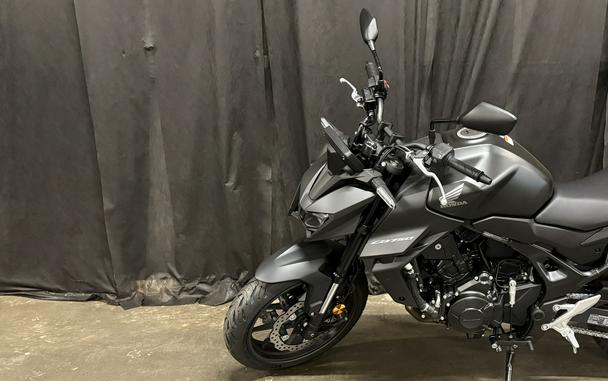 2025 CB750 Hornet - Honda