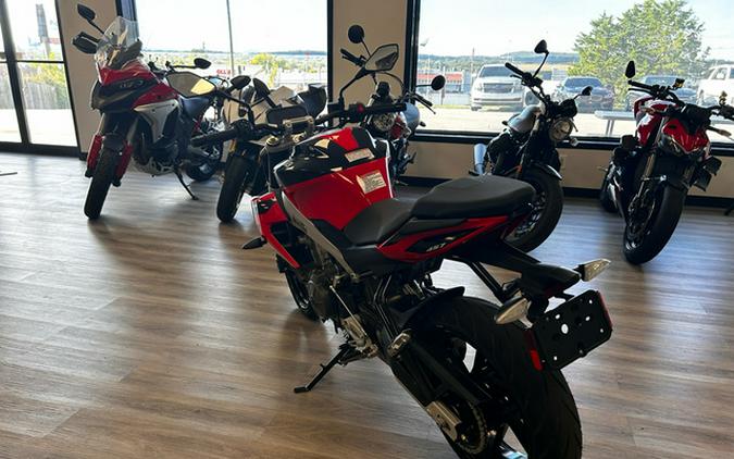2026 Aprilia Tuono 457
