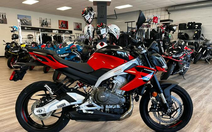 2026 Aprilia Tuono 457