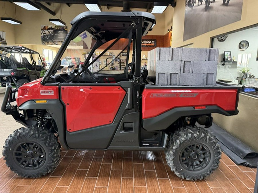 2026 Honda Pioneer 1000 Deluxe