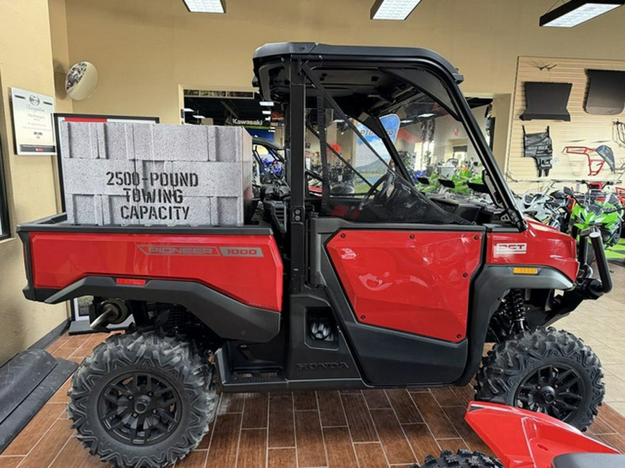2026 Honda Pioneer 1000 Deluxe