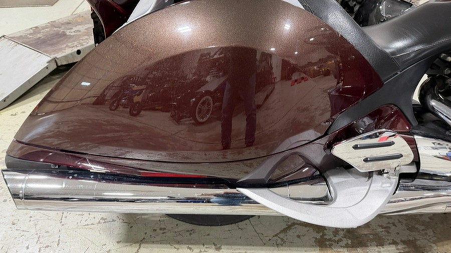 2008 Victory Motorcycles VisionT OUR - MIDNIGHT CHERRY