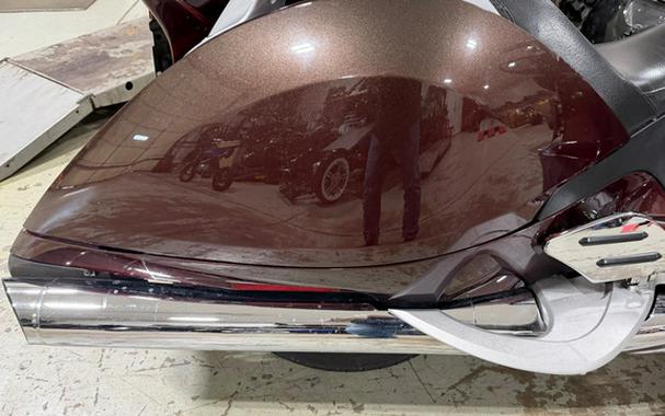2008 Victory Motorcycles VisionT OUR - MIDNIGHT CHERRY