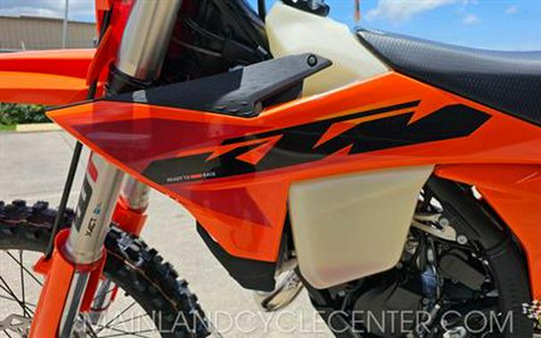 2025 KTM 125 XC