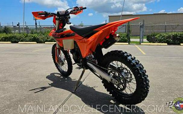 2025 KTM 125 XC