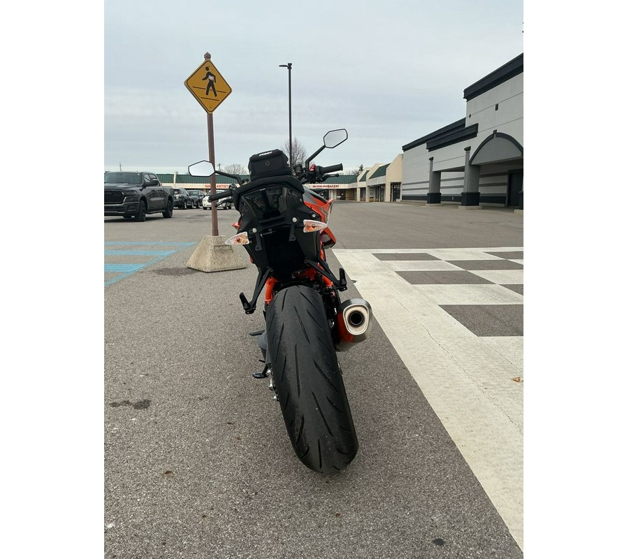 2023 KTM Super Duke 1290 R EVO