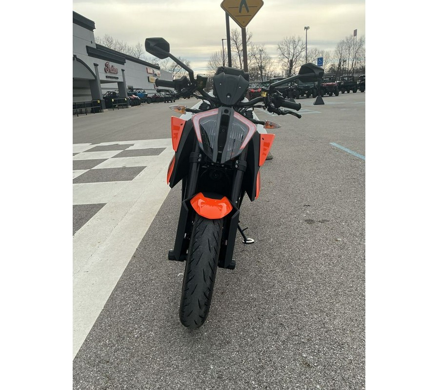2023 KTM Super Duke 1290 R EVO