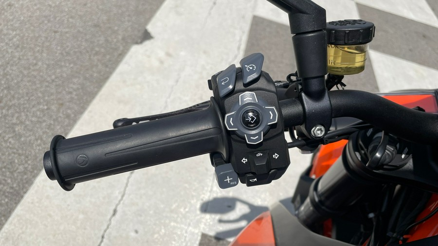 2023 KTM Super Duke 1290 R EVO