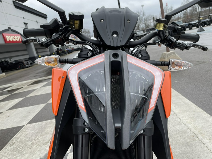 2023 KTM Super Duke 1290 R EVO