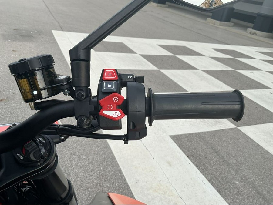 2023 KTM Super Duke 1290 R EVO