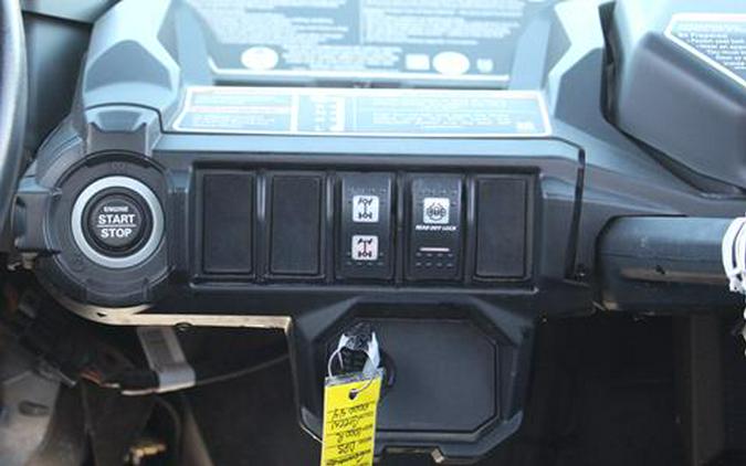 2025 Can-Am Commander MAX DPS 1000R