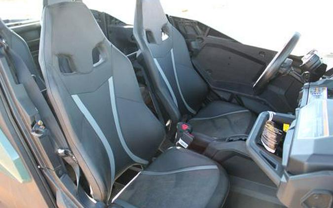 2025 Can-Am Commander MAX DPS 1000R