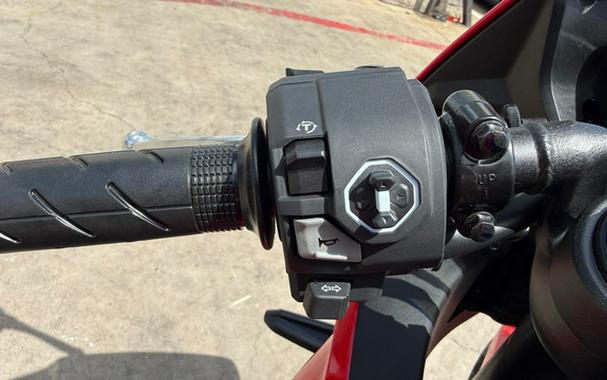 2026 Honda CBR650R E-Clutch
