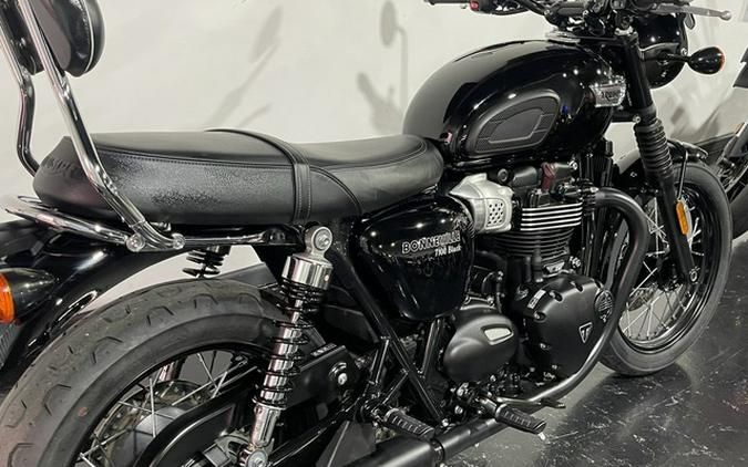 2019 Triumph Bonneville T100 Black Jet Black