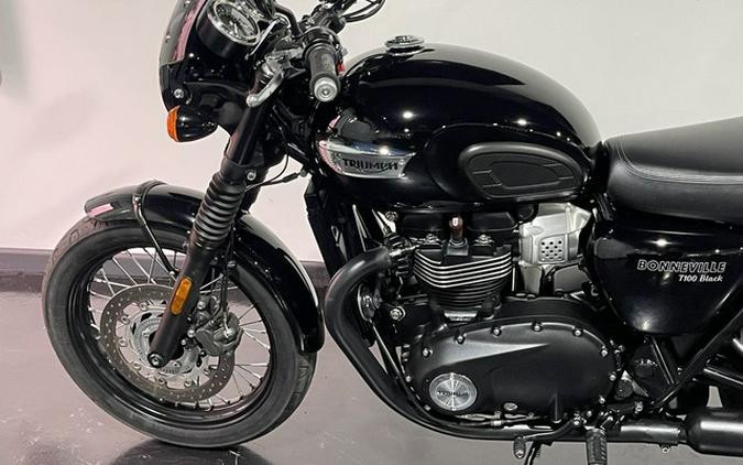 2019 Triumph Bonneville T100 Black Jet Black