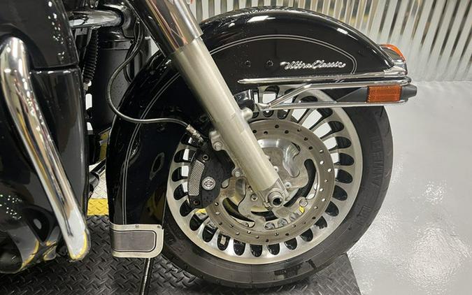 2013 Harley-Davidson FLHTCU - Electra Glide Ultra Classic FLHTCU