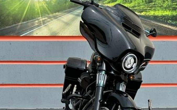 2014 Harley-Davidson® FLHXS - Street Glide® Special