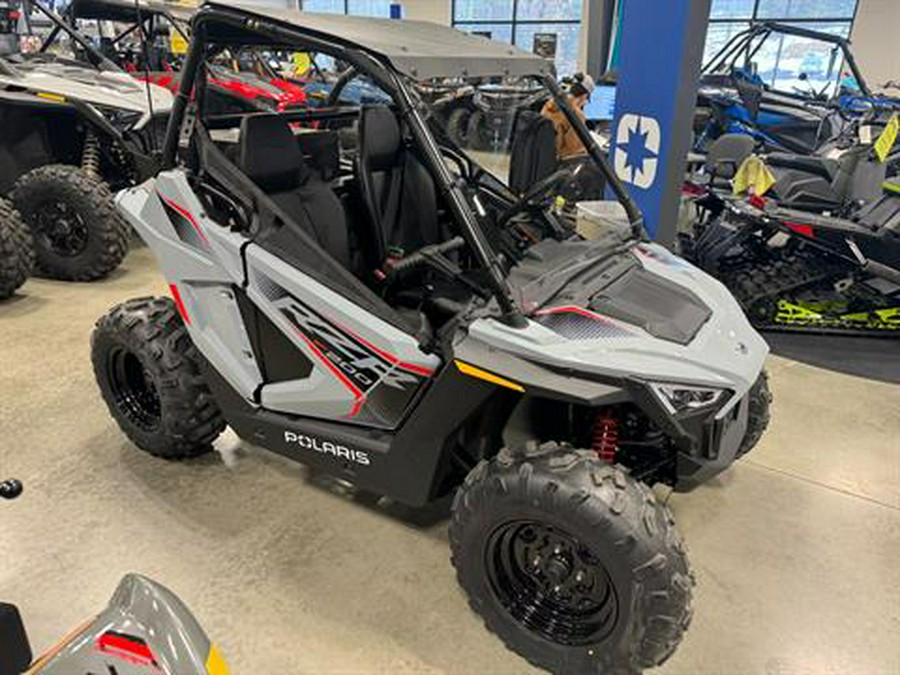 2024 Polaris RZR 200 EFI