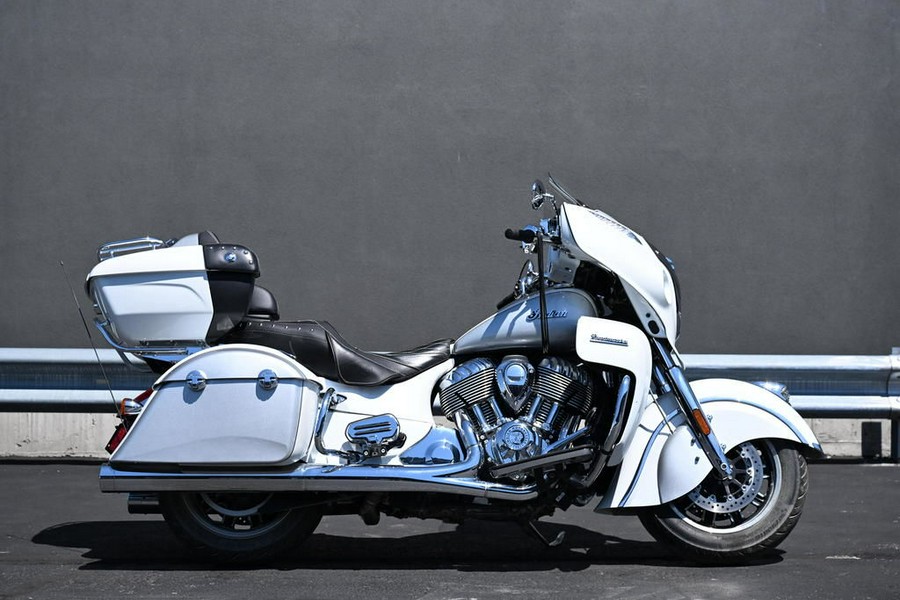 2018 Indian Motorcycle® Roadmaster® ABS Pearl White over Star Silver