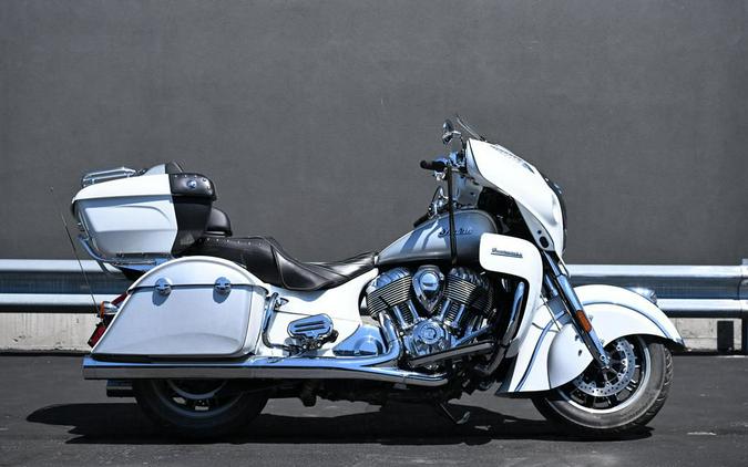 2018 Indian Motorcycle® Roadmaster® ABS Pearl White over Star Silver