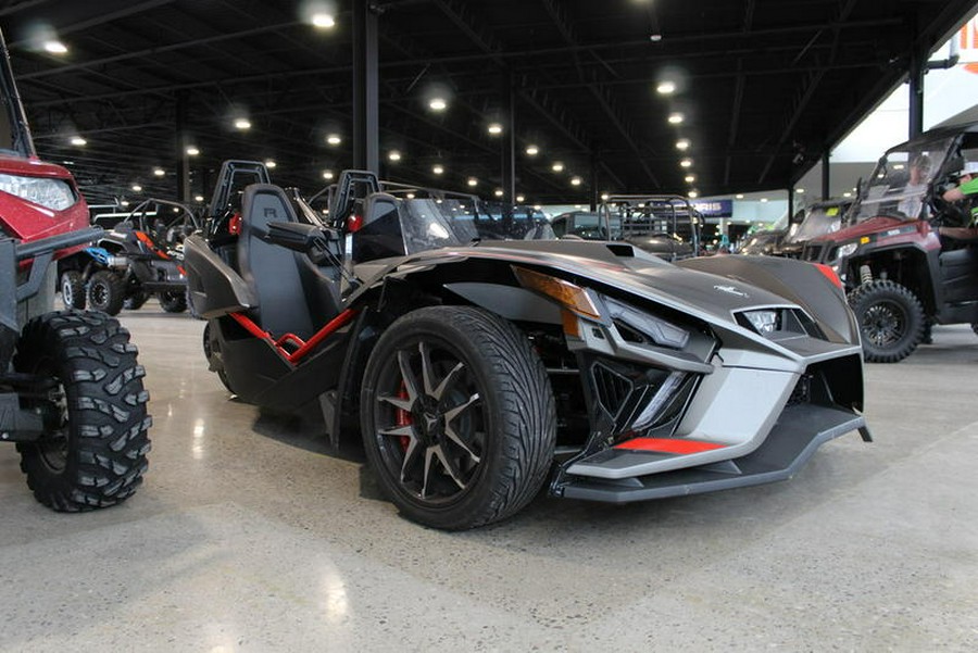 2024 Polaris® SLINGSHOT R MANUAL