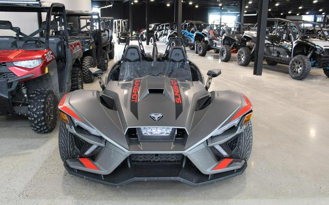 2024 Polaris® SLINGSHOT R MANUAL