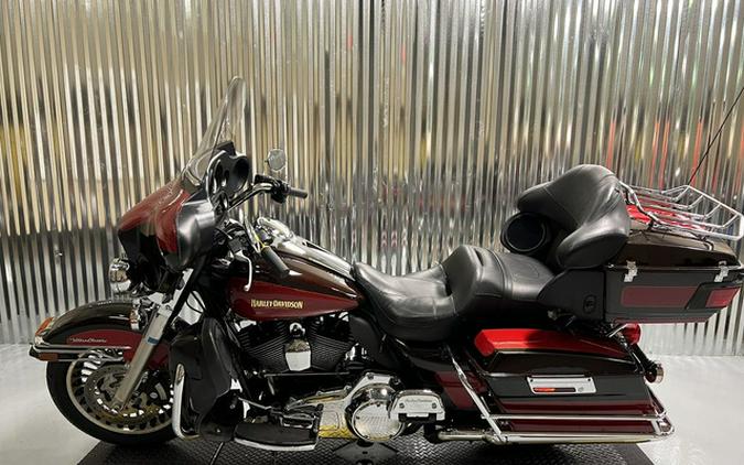 2010 Harley-Davidson FLHTCU - Ultra Classic Electra Glide FLHTCU