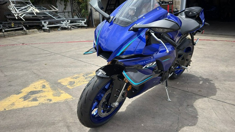 2026 Yamaha YZF R1