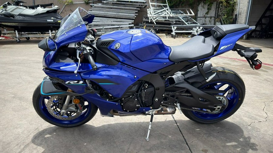 2026 Yamaha YZF R1