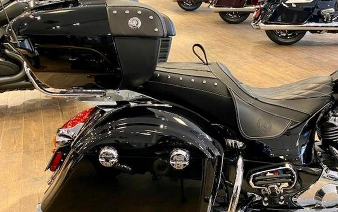 2022 Indian Motorcycle® Roadmaster® Black Metallic