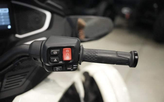 2026 Can-Am® Spyder RT
