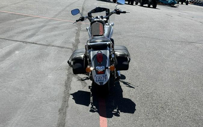 2021 Kawasaki Vulcan 900 Classic