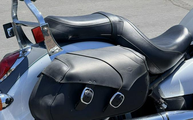 2021 Kawasaki Vulcan 900 Classic
