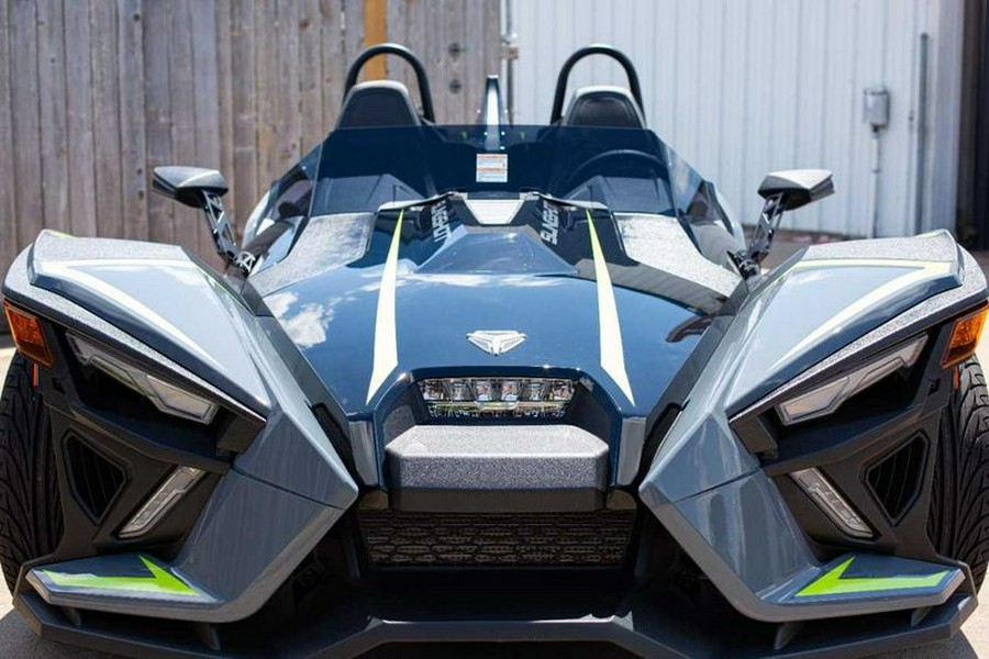 New 2023 SLINGSHOT SLR MANUAL