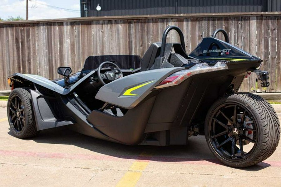 New 2023 SLINGSHOT SLR MANUAL