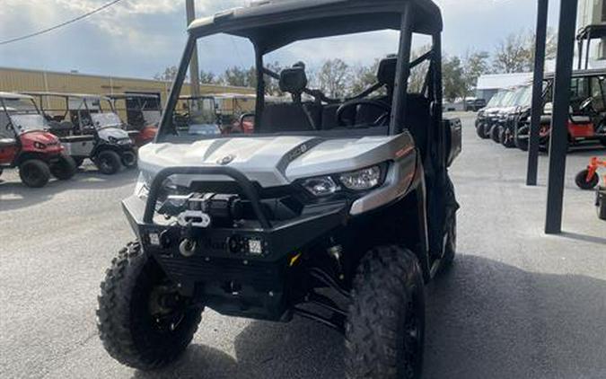 2020 Can-Am Defender XT HD8
