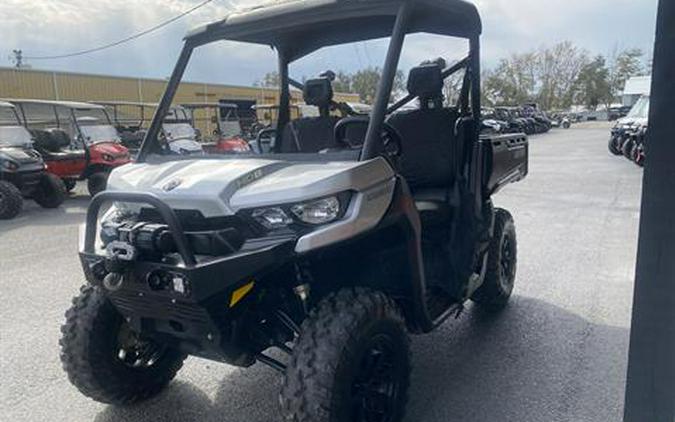 2020 Can-Am Defender XT HD8