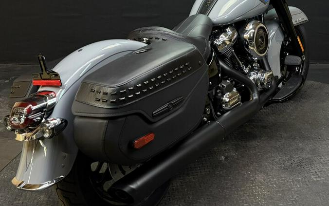 Harley-Davidson® Heritage Classic® 2026 FLHC DRK BILIARD GRY