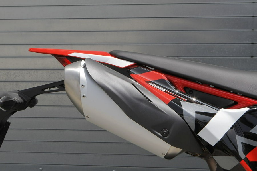 2026 Ducati Hypermotard 698 Mono RVE