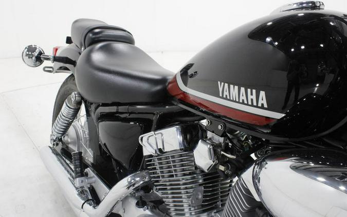 2026 Yamaha XV250T1B