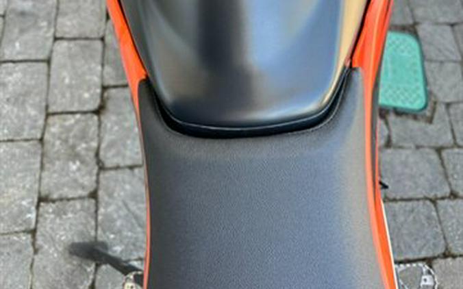 2025 KTM Enduro 390 R