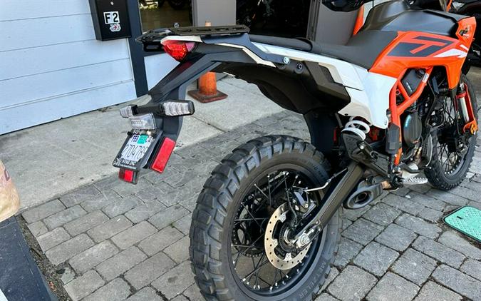 2025 KTM Enduro 390 R