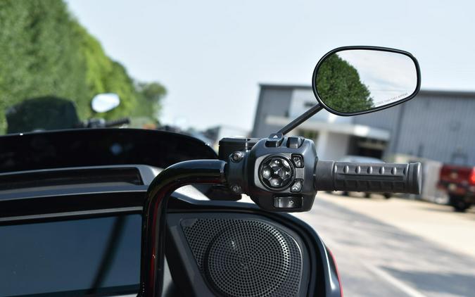 FLTRX 2025 Road Glide