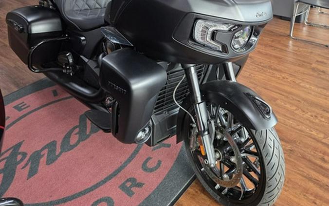 2023 Indian Pursuit Dark Horse With Premium Package Black Smoke