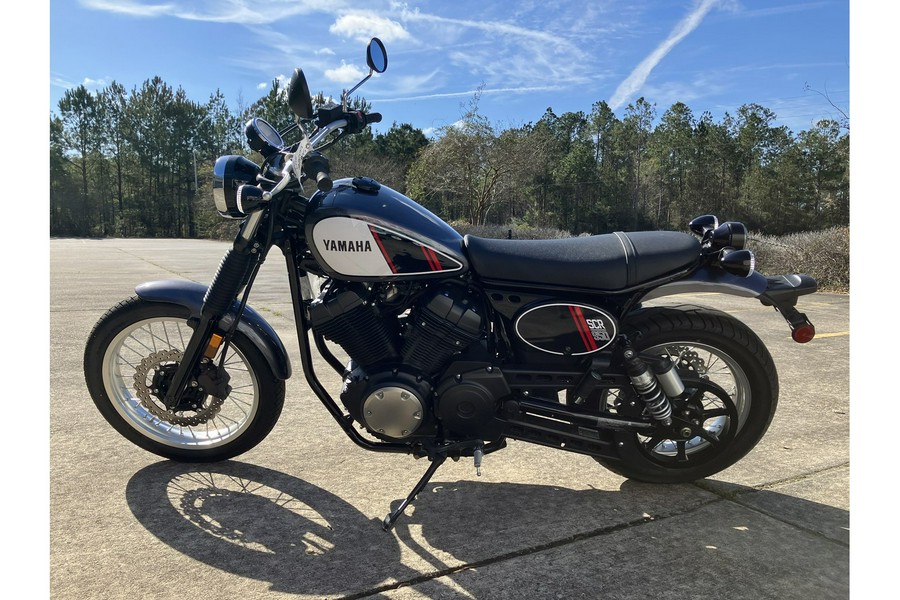 2017 Yamaha SCR950