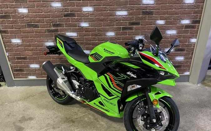 2024 Kawasaki Ninja® 500 KRT Edition