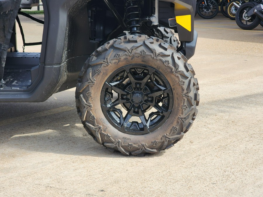 2025 Can-Am DEFENDER MAX DPS HD9